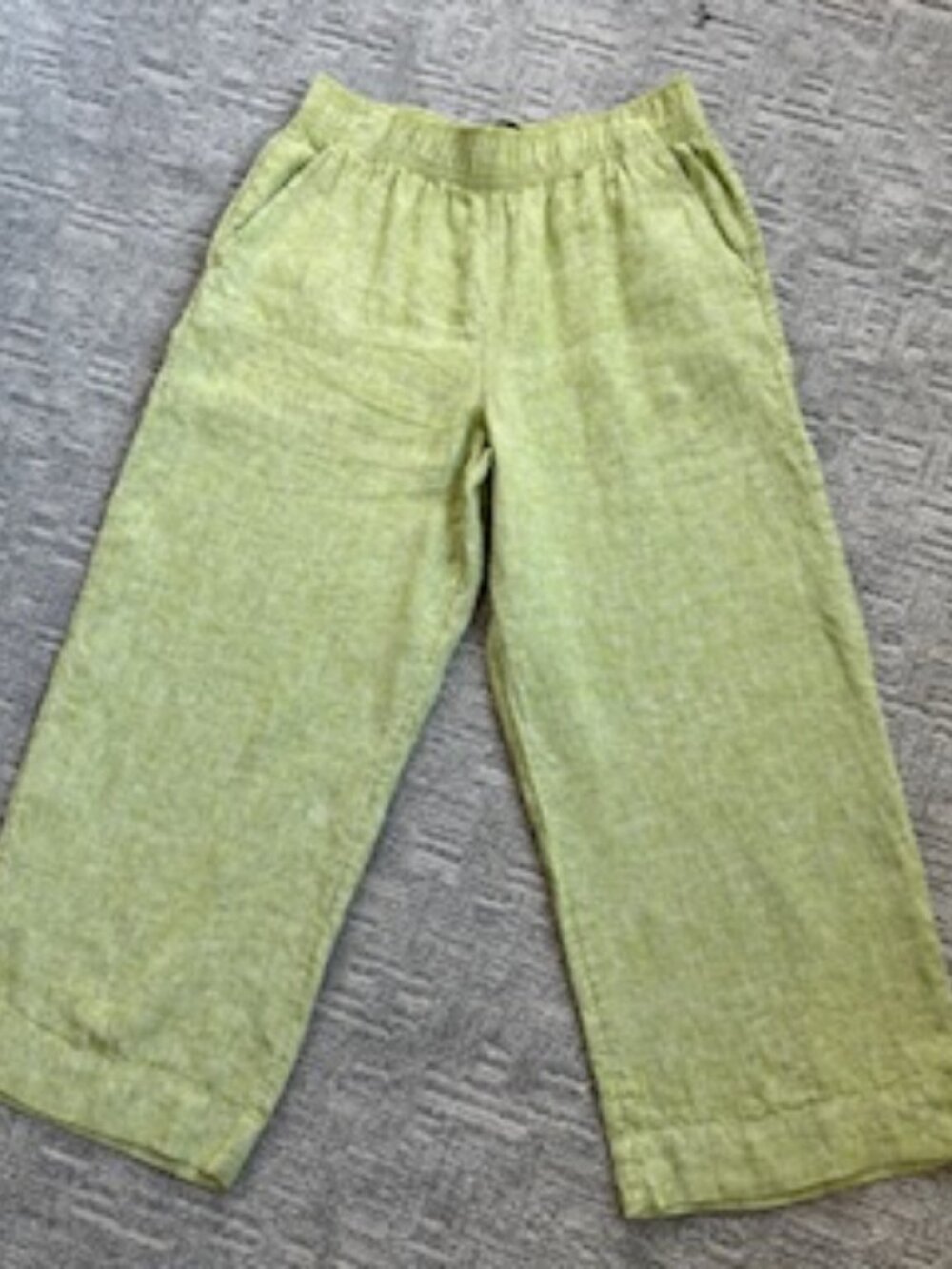 Tahari wide leg pants